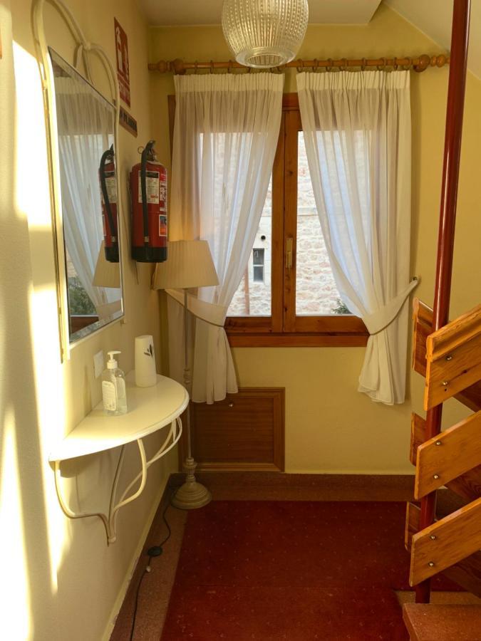 Hostal Docar Лерма Экстерьер фото