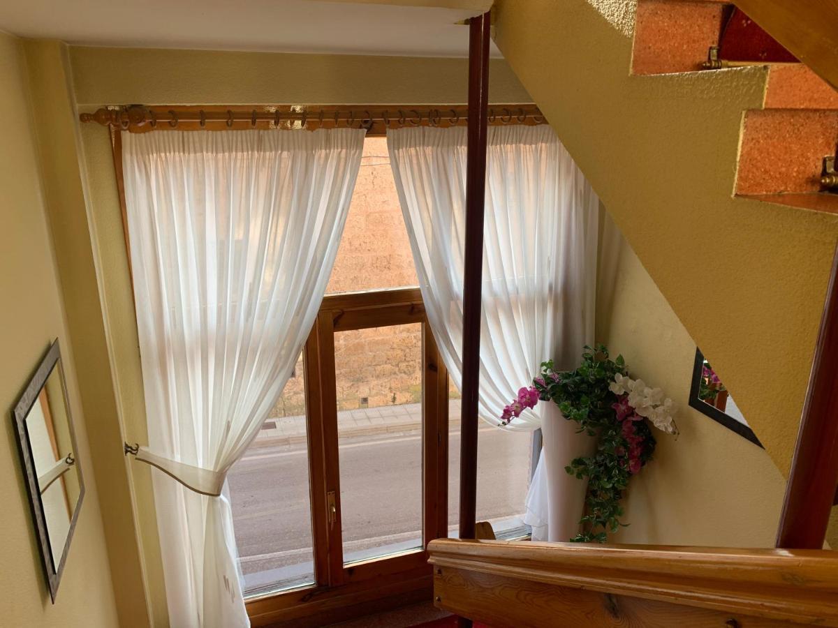 Hostal Docar Лерма Экстерьер фото