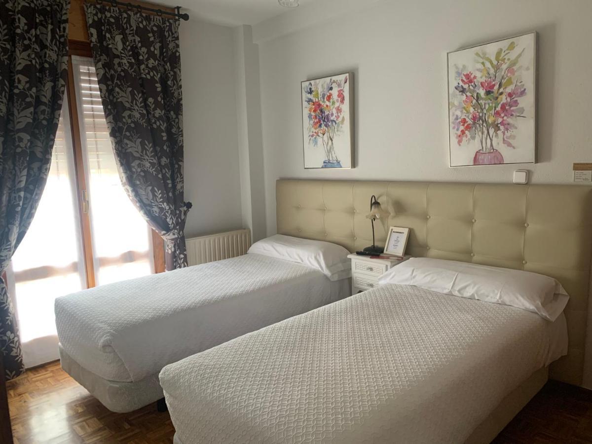 Hostal Docar Лерма Экстерьер фото